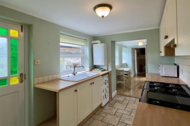 3 bed Terraced for sale Image 6