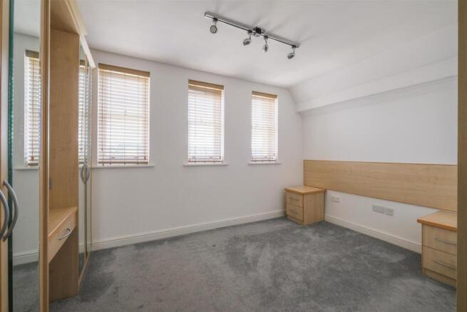 2 bed Penthouse for sale Image 10