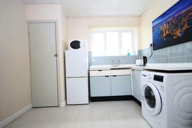 .kitchen2.JPG