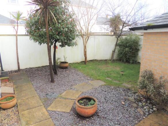facproperties.co.uk-estate-agent-estate-agents-par