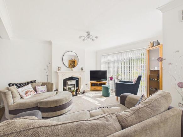 3 bed Semi-Detached for sale Image 5