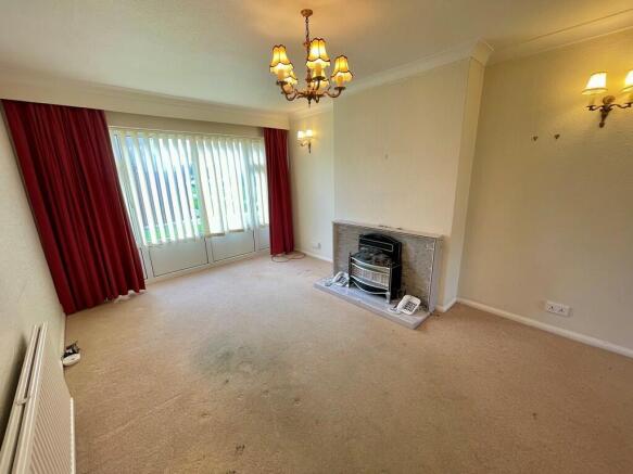 8 Seaview Gardens...