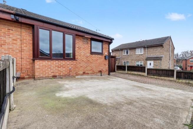 2 bed Semi-Detached Bungalow for sale Image 12