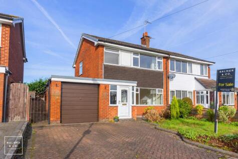 Arlington Drive, Leigh, WN7