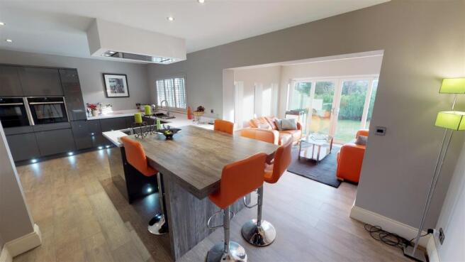 Kitchen/Dining Room