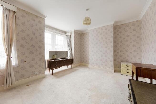 8 Roland Road, E17