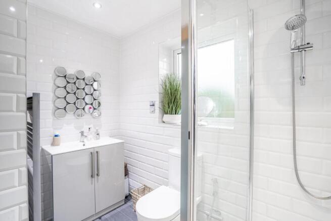 3 bed Detached to rent Image 10