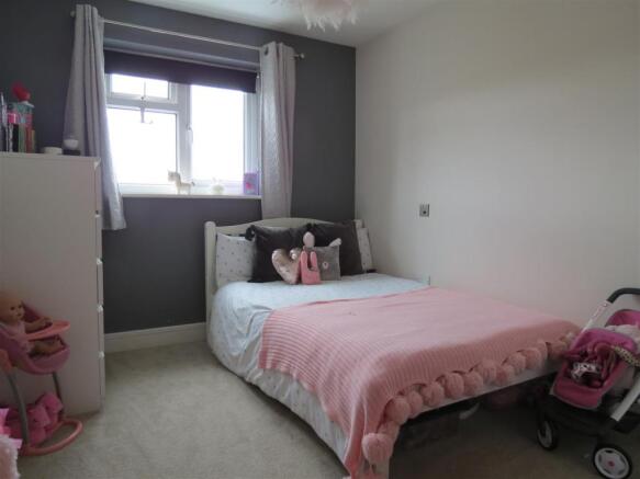 Bedroom: