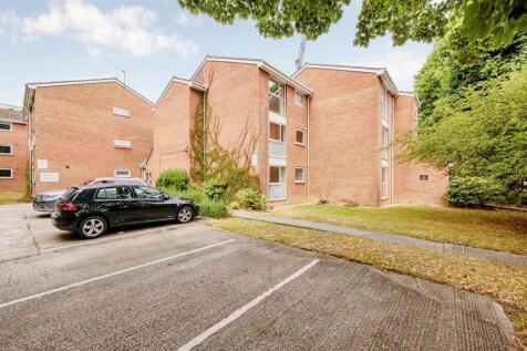 Bollo Bridge Road, Acton