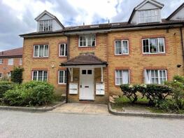 11, Cedar House, Aspen Vale, Whyteleafe CR3 0YT