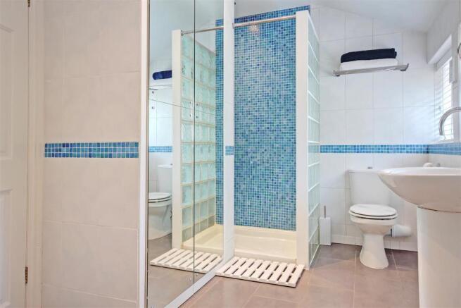 Family bathroom
