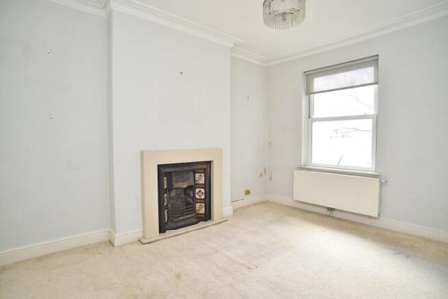 7 bed Semi-Detached for sale Image 9