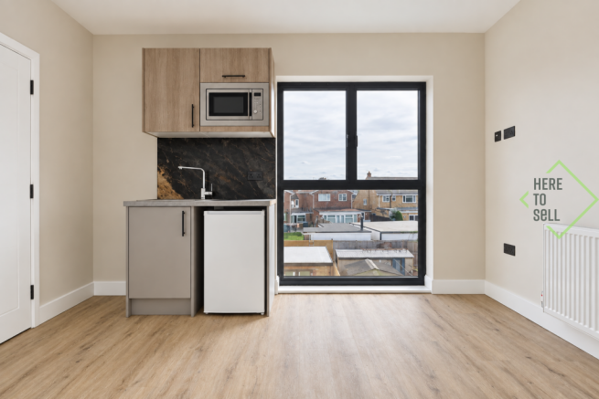 High Road, Epping, CM16 - TFS1