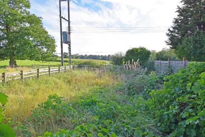 2 Rashwood Hill Cottage, garden veg patch.jpg