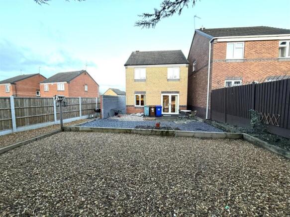 19 newhall rear 2.jpeg