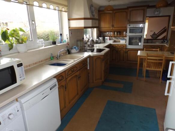 Kitchen/Breakfast ro