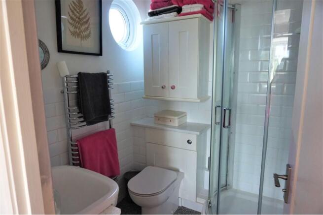 Master En-suite