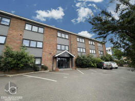 12, Dugard House, Peartree Road, Colchester CO3 0BJ