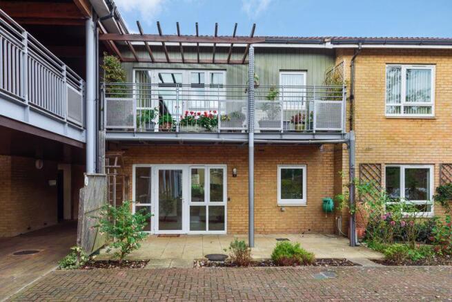Patio exterior...