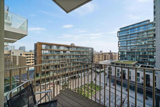 Admiralty House E1W 2AH-5.jpg