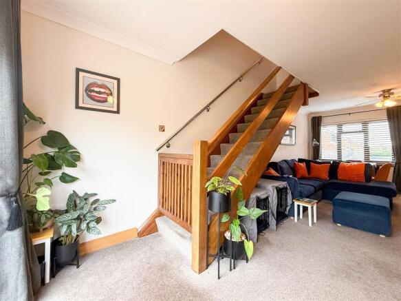 Crown Way, Southminster photo 4