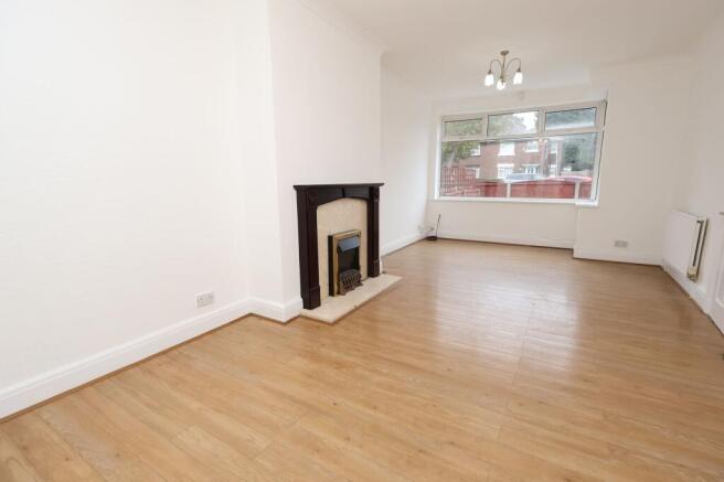 Barton Road, Stretford, M32 photo 4