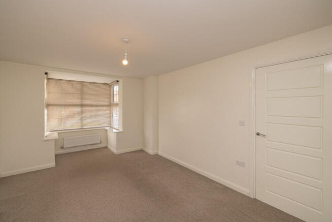4 bed Detached for sale Image 4