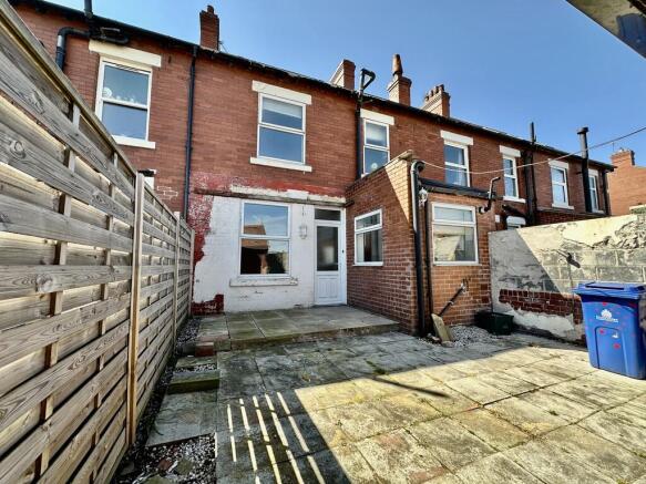 3 bed Terraced for sale Image 7