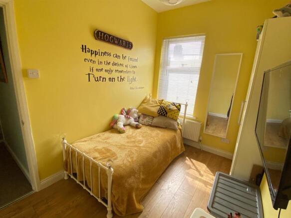 Bedroom 3.jpg