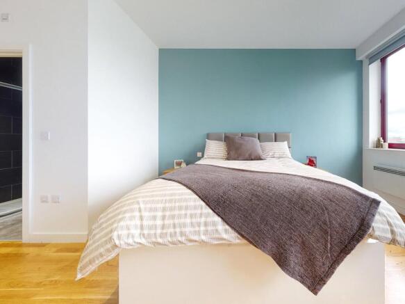 2 bed Apartment to rent Image 8