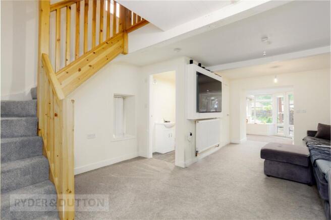 3 bed Semi-Detached for sale Image 6