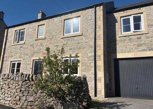 Front Gardens & Driveway