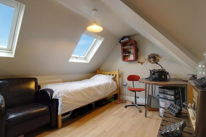 Bedroom 3 (Double)