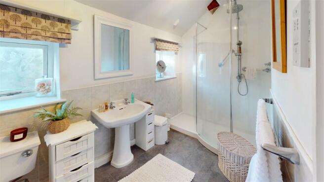 Fletchers-Barn-Bathroom(1).jpg
