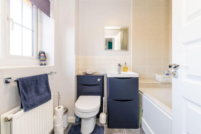 3 bed Semi-Detached for sale Image 11