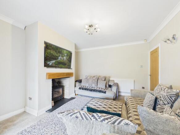3 bed Semi-Detached for sale Image 7