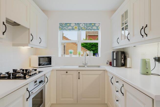 18 Walnut Tree Court, Higham Ferrers (16 of 32).jp