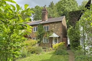 105 Willow Cottage, Brighton Road, Godalming GU7 1PW
