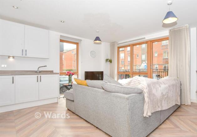 Lounge/ Kitchen
