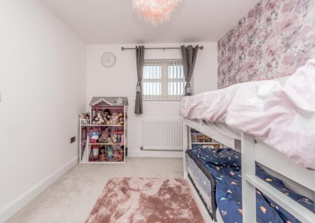 4 bed Detached for sale Image 10