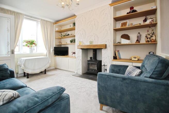 3 bed Semi-Detached for sale Image 5