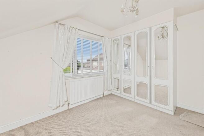 2 bed Semi-Detached for sale Image 10