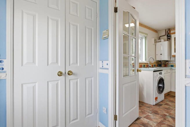 2 bed Detached Bungalow for sale Image 4