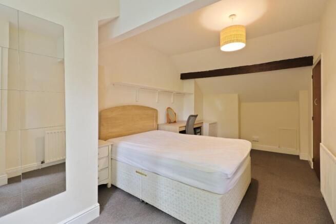 3 bed Terraced for sale Image 6