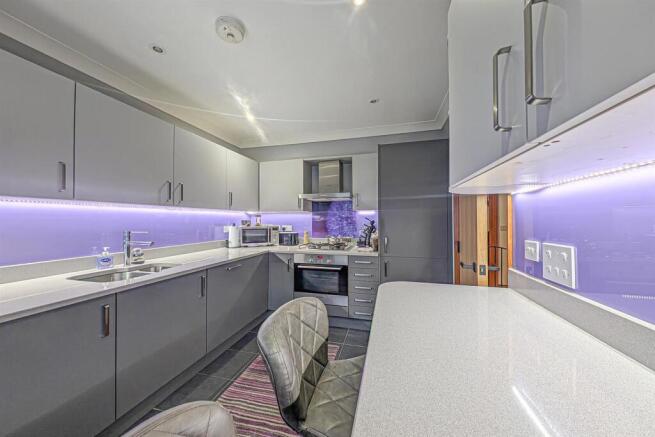 PXL_20260203_123951934.RAW-01 kit.jpg