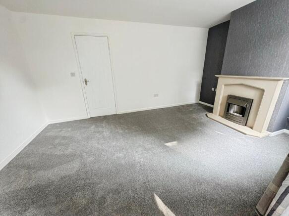 3 bed Terraced for sale Image 11