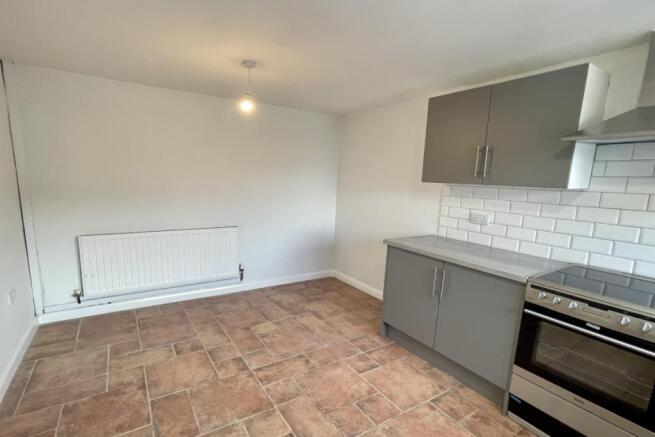 Kitchen / Dining Roo