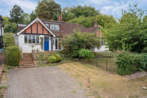 Clements Road, Chorleywood