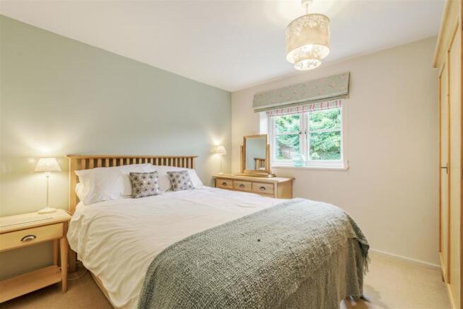 8512251-interior11.jpg