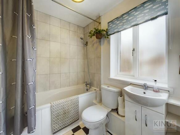 Bathroom.jpg